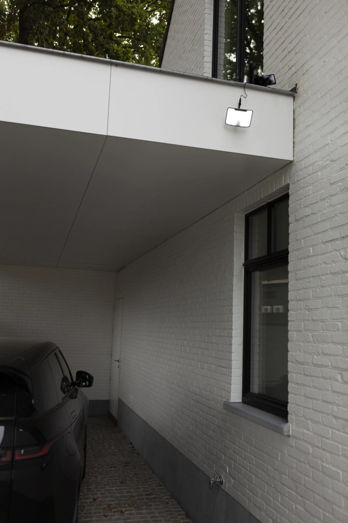 Faretto LED solare nero 6W PIR IP44 Lutec KOMBO