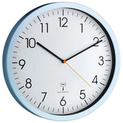 TFA-Dostmann 60.3517.55 Orologio da Parete Radiocontrollato DCF-77 Movimento Sweep Silenzioso Quadrante Bianco Cornice in Alluminio colore Blu