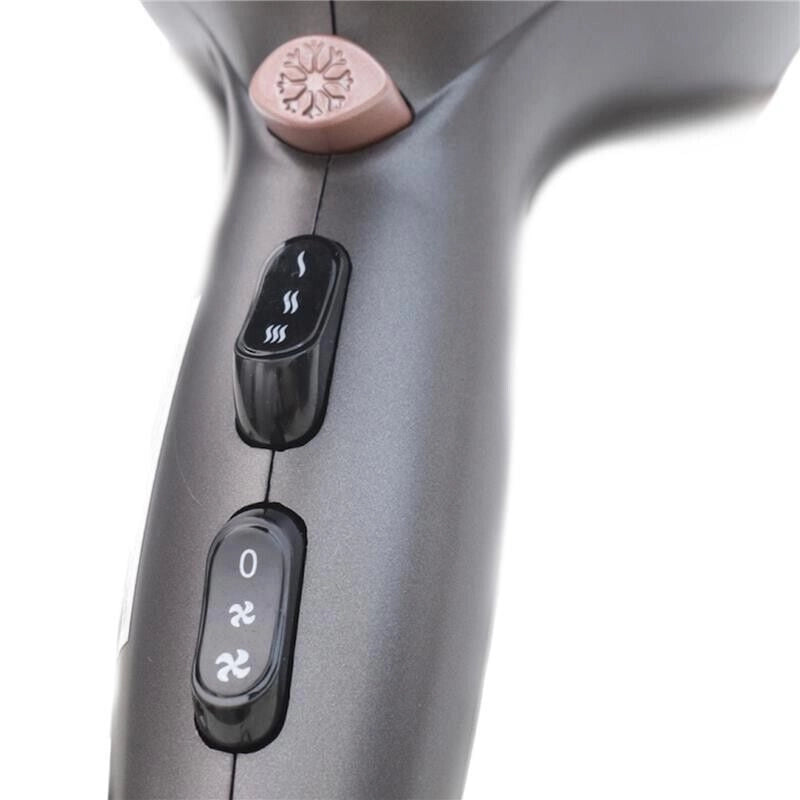 HIGH-TECH ASCIUGACAPELLI CON DIFFUSORE DA 2200 W A 3 LIVELLI DI TEMPERATURA