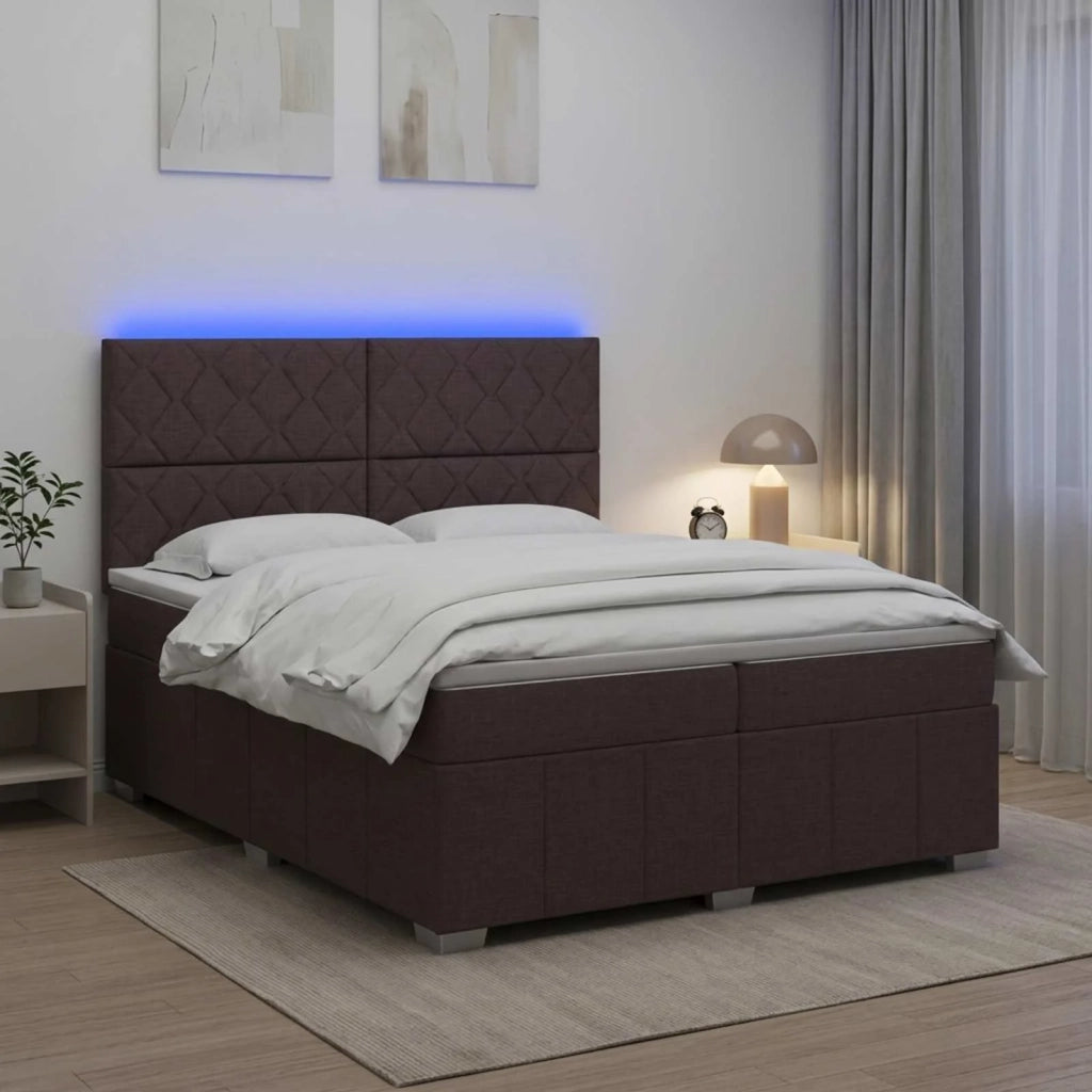 Letto Box Spring LED con Materasso Marrone Scuro 200 x 200 cm 3455692