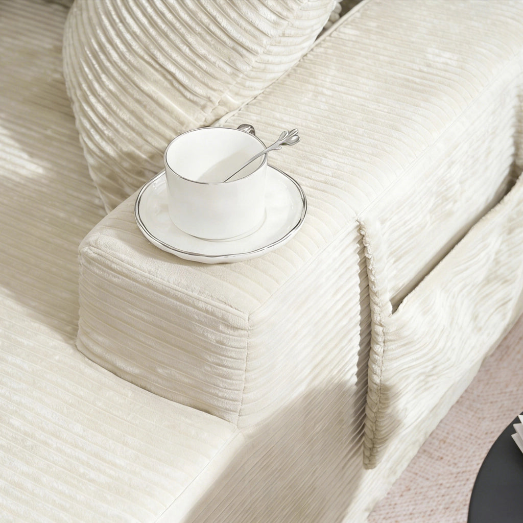 Divano in velluto a coste beige con tasche laterali e cuscini per soggiorno camera da letto o studio