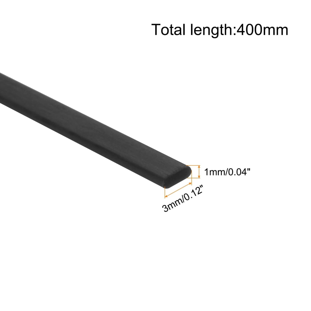 Confezione da 8 strisce di fibra di carbonio, dimensioni 400x1x3 mm, prodotte tramite estrusione a filo continuo, colore nero