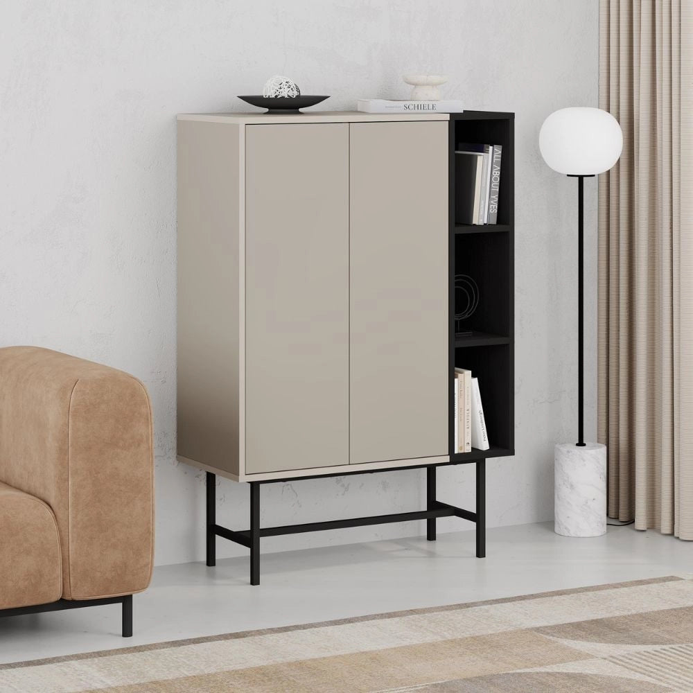Credenza alta Mona con due ante cashmere e tre vani a giorno neri 90x40x130H