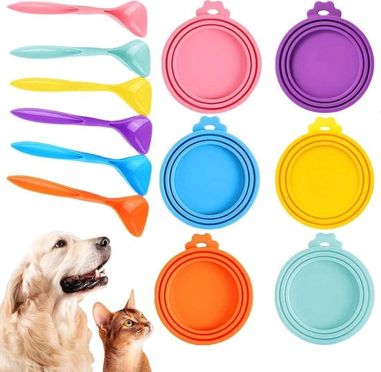 4 Pacchi di Coperture per Scatole di Cibo per Animali - Copricani in Silicone Universali per Gatti e Cane - Dimensione Unica Adatta per Dimensioni Standard - 3 Colori - Stoccaggio a Lungo Termine di Cibo