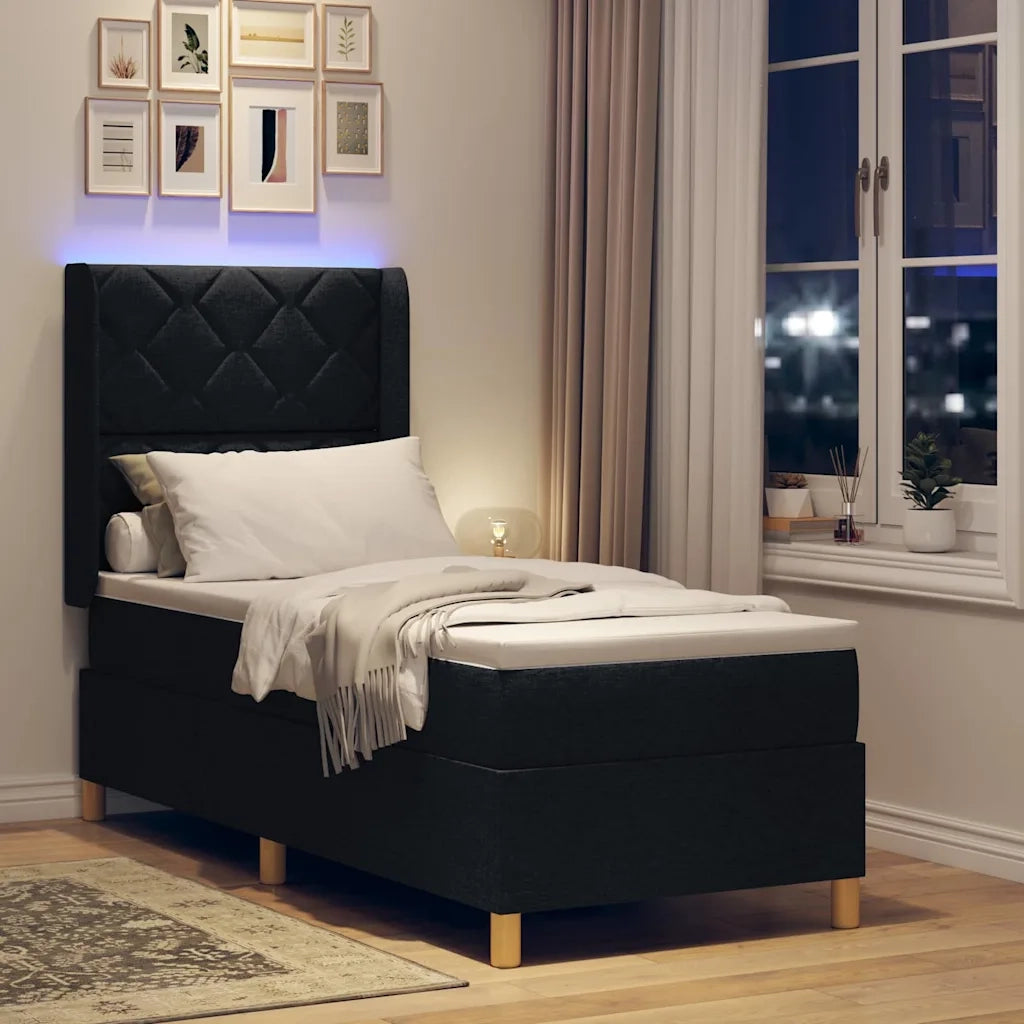 Letto a molle con materasso Nero 140 x 200 cm Tessuto