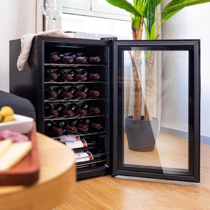 CECOTEC 00124 - Bolero GrandSommelier 2450 Black Compressor