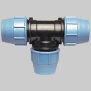 RACCORDO A TEE DOPPIO PLASTICA  32     UNIDELTA