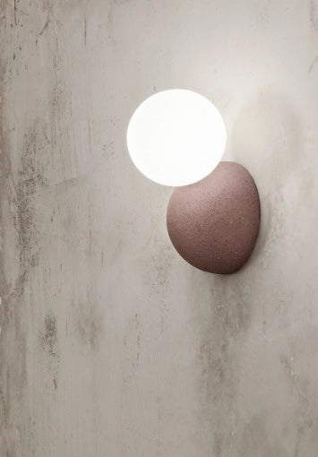 APPLIQUE ROCK ROSSO CON VETRO BIANCO ATTACCO G9 1 LUCE H.14CM L.12CM