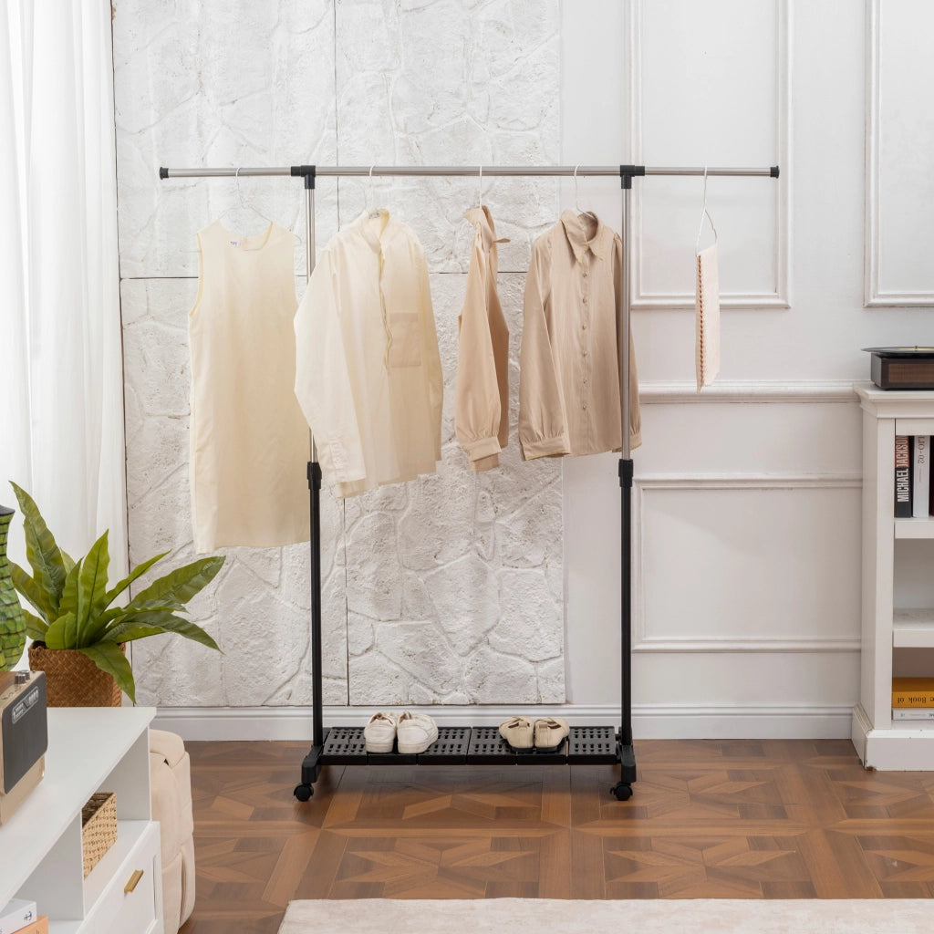 Scarpiera Mobile con Ruote e Ripiano ¨C Minimal ¨C 159x42x168 cm Nero e Argento