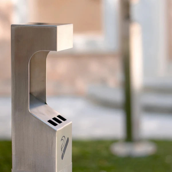 Posacenere a colonna da esterno Silver o Nero - Nero