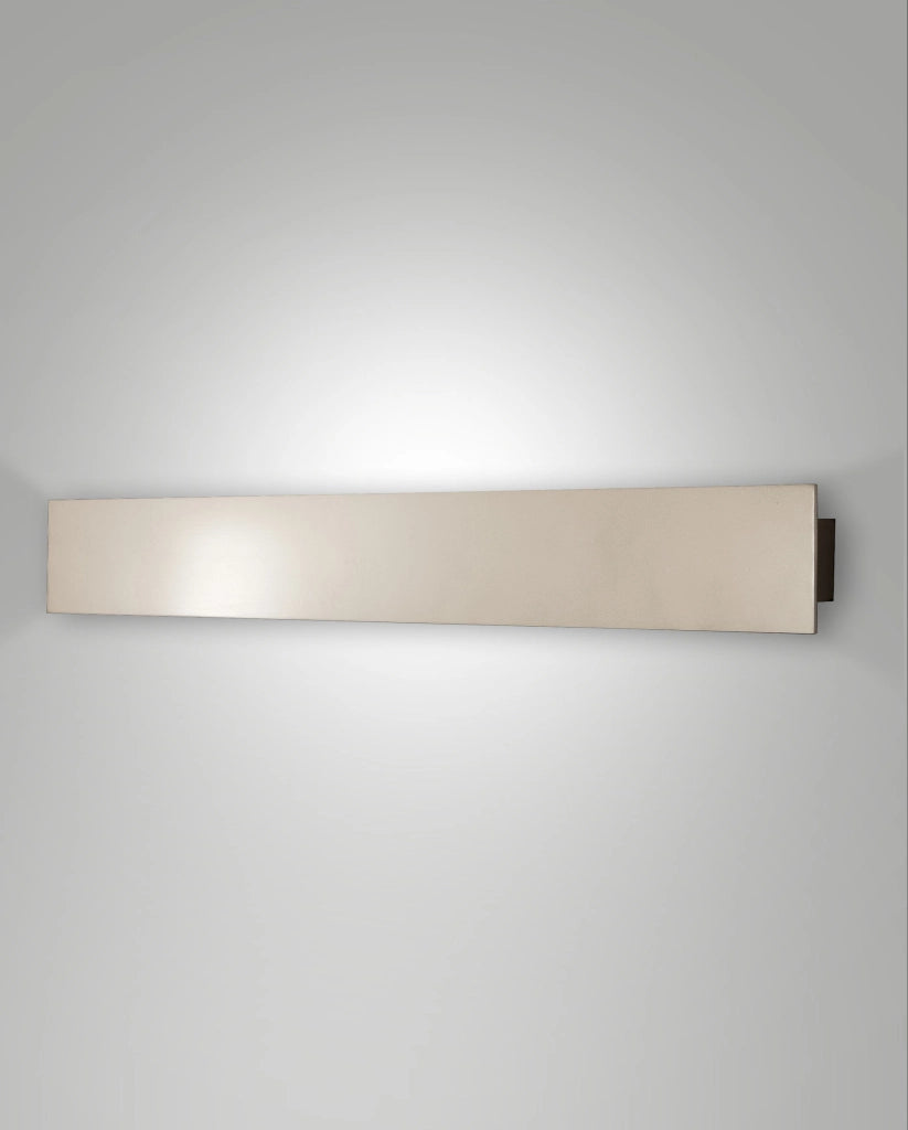 Lampada da Parete Lotus LED 20W Integrato 3000K Oro Opaco Struttura in Alluminio Design Moderno Dimmerabile 64,5cm Classe 1 IP20 Qualità Premium