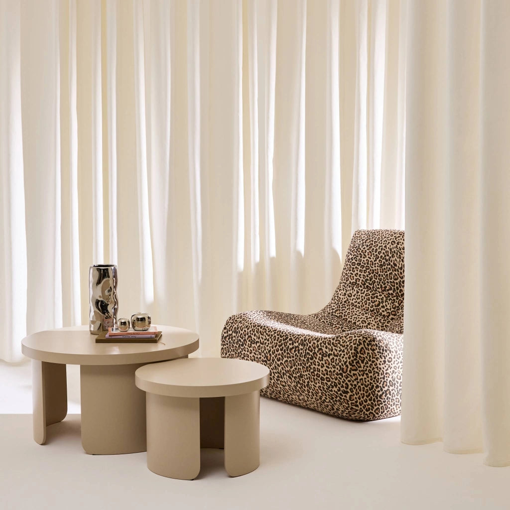 Set di 2 tavolini rotondi impilabili, beige