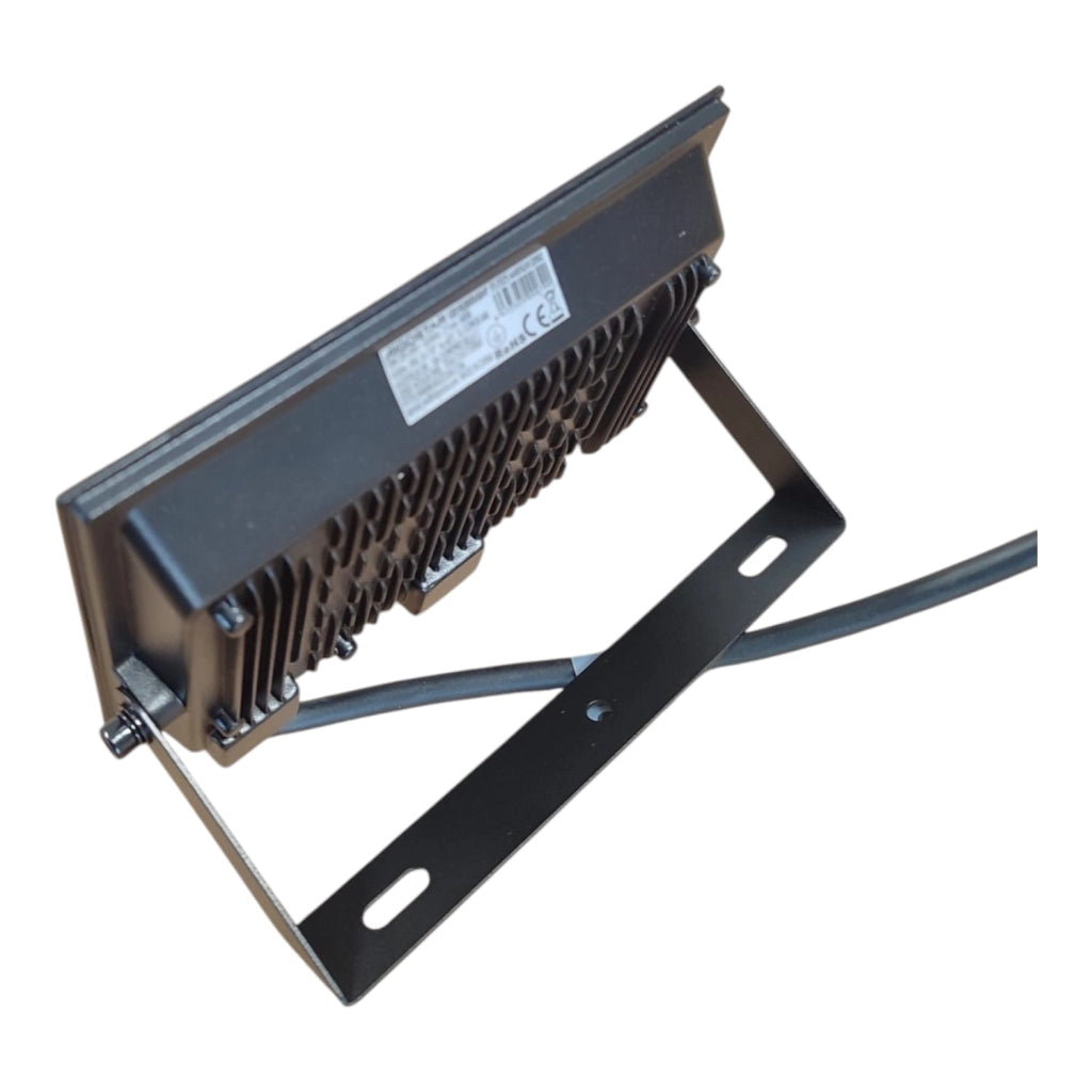 RIFLETTORE FARO LED 50W LUCE FREDDA PER ESTERNO E INTERNO