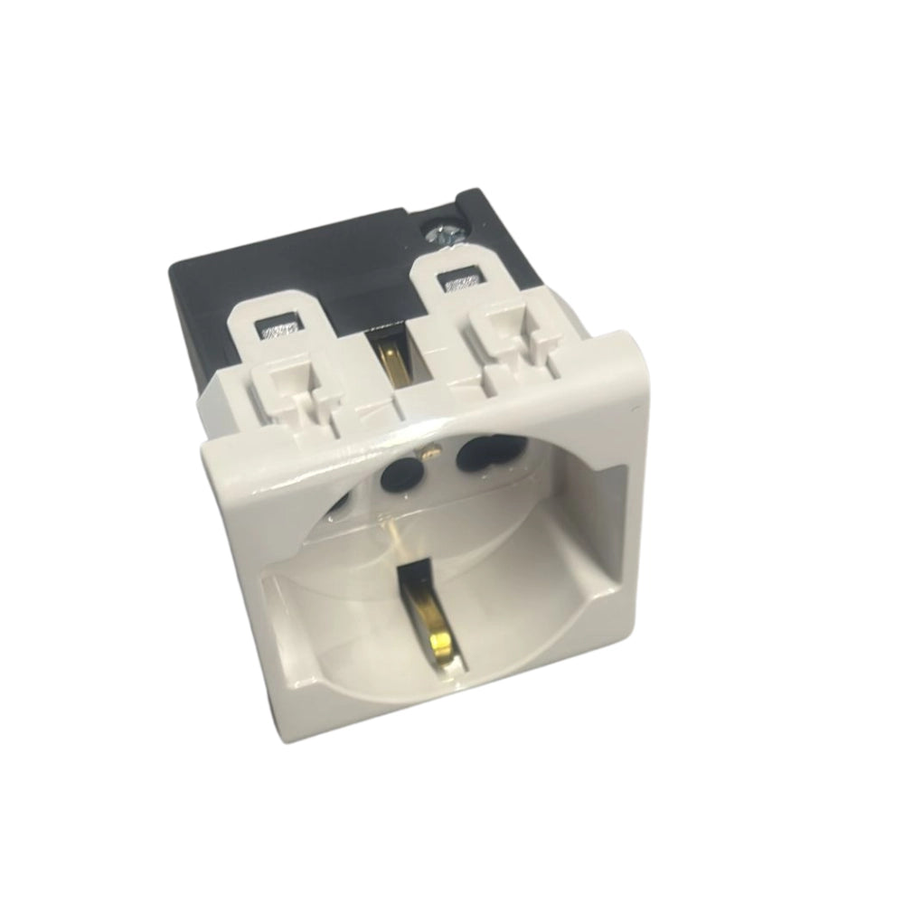 Biesse connettore bipasso schuko 2p+t 10-16a compatibile con serie bticino matix