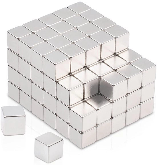 Magnetici neodymium 110 pezzi, forti, 5 x 5 x 5 mm, magneti mini per bacheche, lavagna e foto.