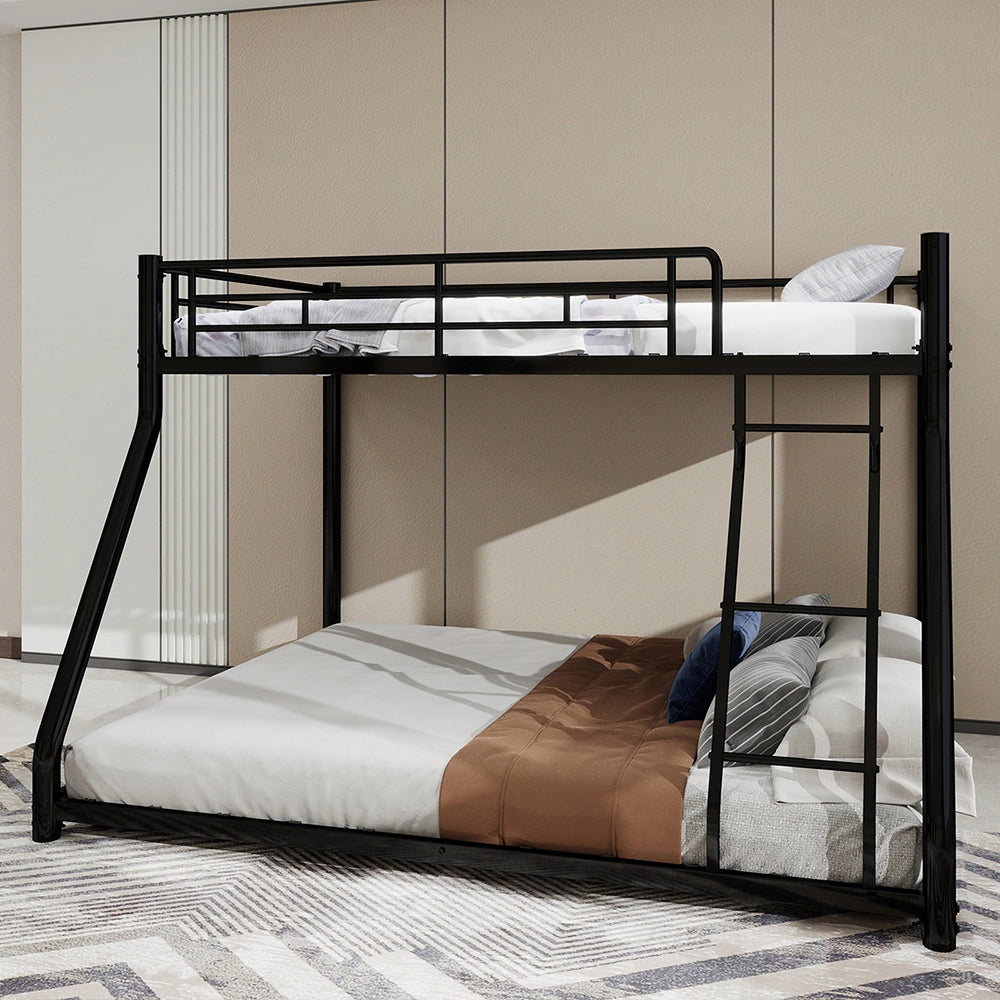 Letto metallico Twin Over Full - Xylo - con scala e parapetti, silenzioso