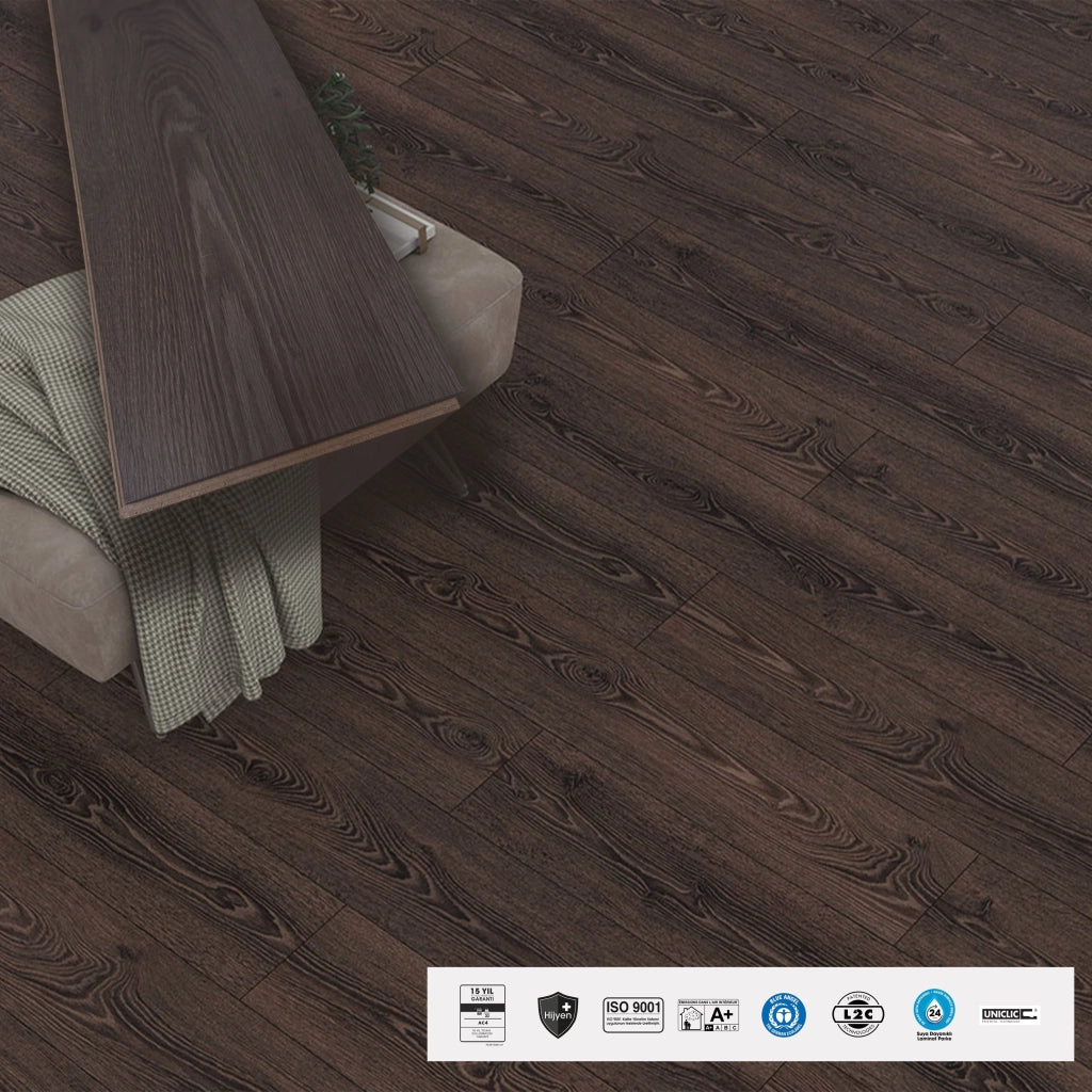 Pavimento in laminato AC4 8mm Click a REGISTRO bisellato HARBOUR 193x1205 - 15 anni garanzia (prezzo al m²)
