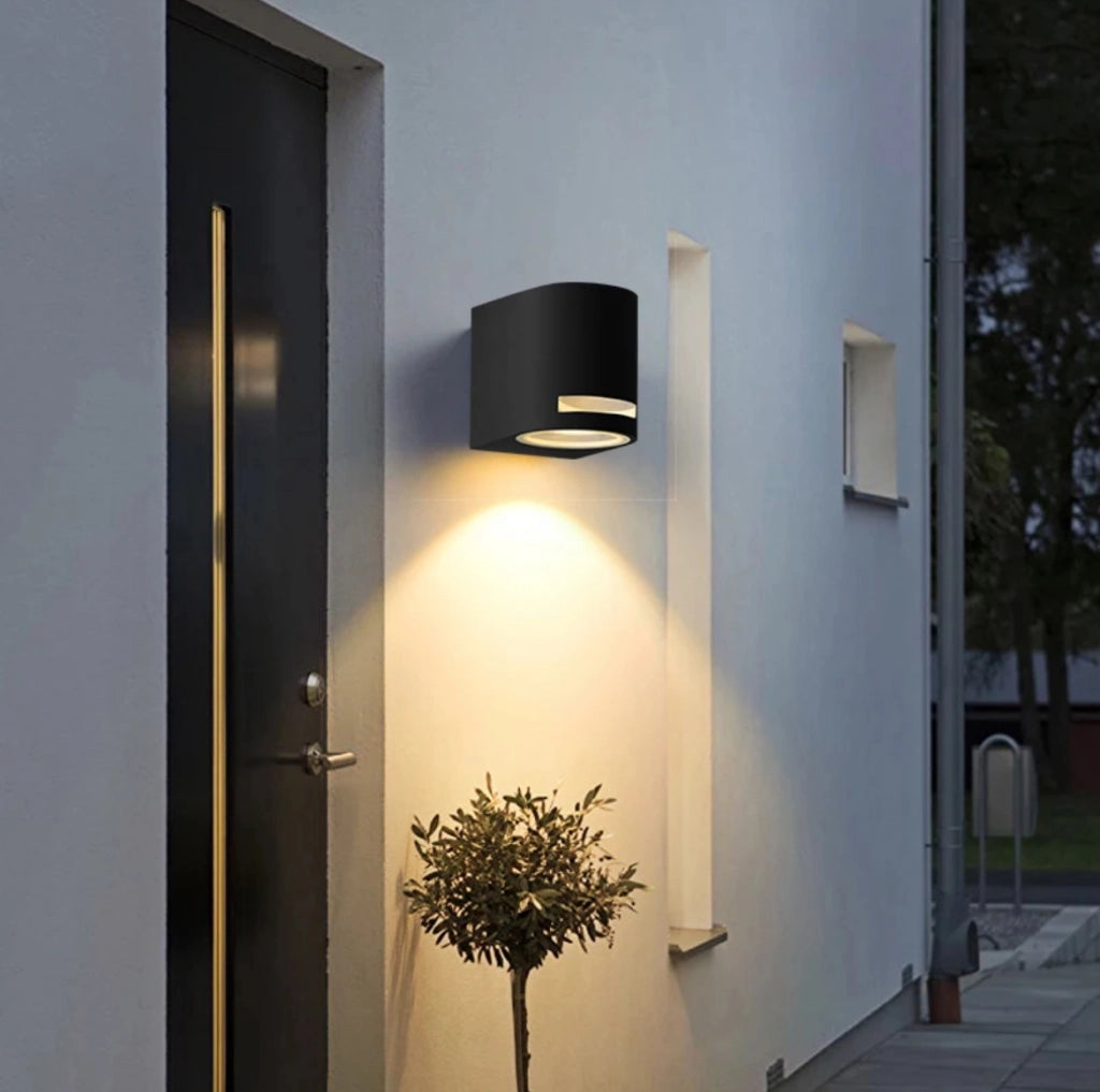 Applique lampada da parete per esterno nera con attacco per lampadine GU10