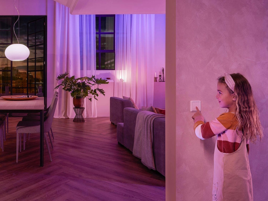 Philips 8719514318045 Wall Switch Module Philips Hue Interruttore a Parete Wireless per Illuminazione Connessa con App e Vocale compatibile con Alexa e Google Assistant colore Bianco