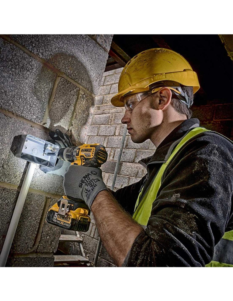 DeWALT Kit DWK301 (DCD796 + DCS334 + DCS570 + 2 x 5,0 Ah + DCB115 + 2 x TSTAK VI)