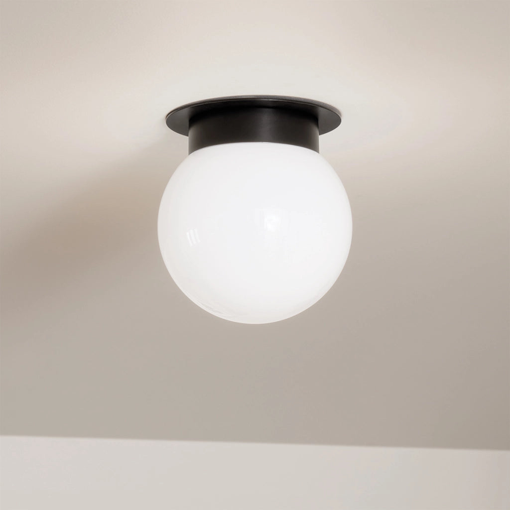 Plafoniera Albers Kichler nera sfera opale E27 1 luce