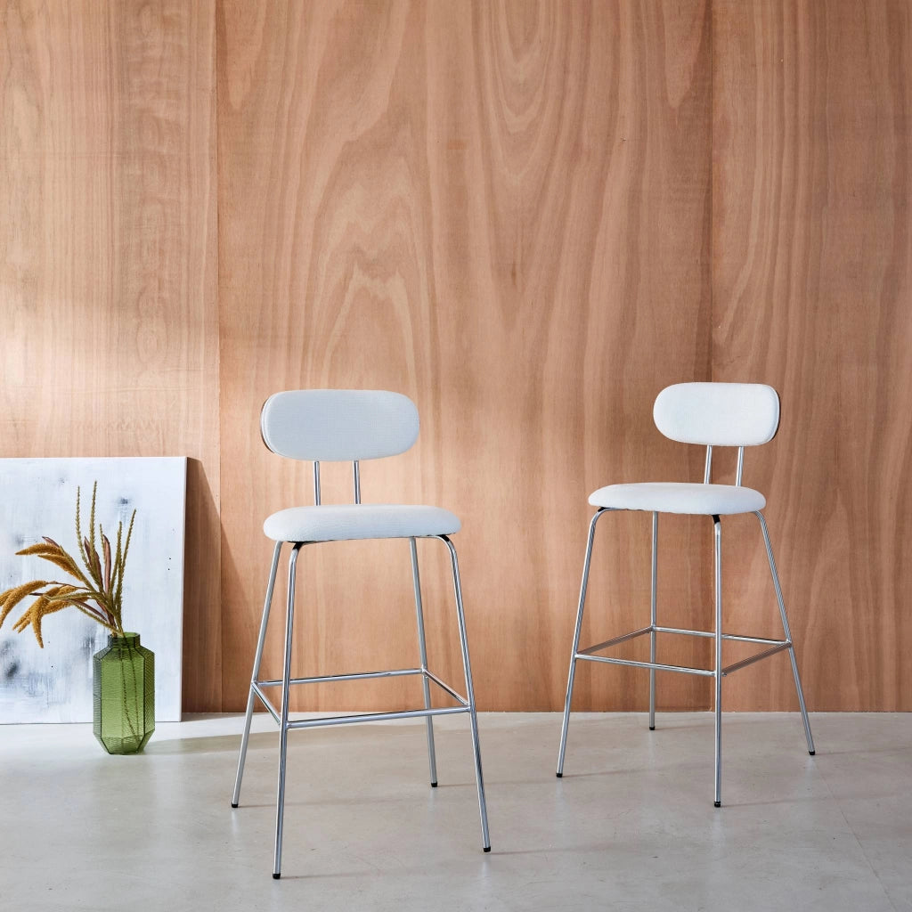 Set di 2 sgabelli da bar legno tinto noce e tessuto idrorepellente