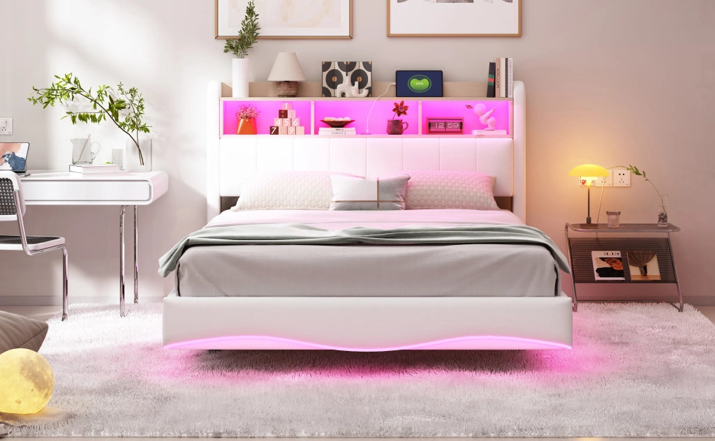 Letto imbottito sospeso 140x200 cm con LED, porte USB e Type-C, contenitore testiera, beige