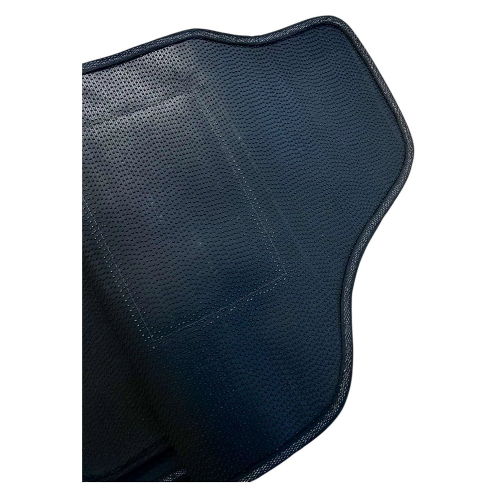 TAPPETINI PER AUTO 4 PEZZI IN MOQUETTE UNIVERSALI MX