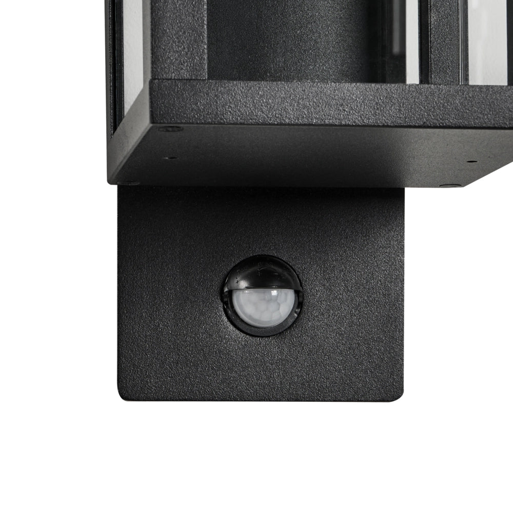 Applique moderna da esterno a LED nera in alluminio con sensore di movimento IP54