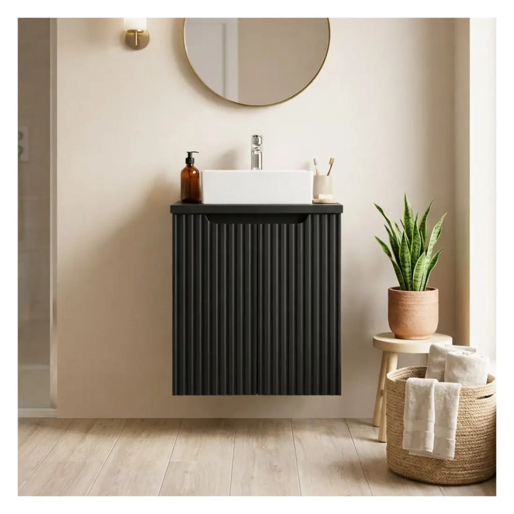 Set da bagno sospeso VANO 50cm: mobile sottolavabo con ante a doghe nero + piano per lavabo nero opaco