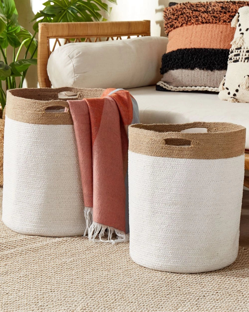 Set di 2 cesti in cotone e iuta di colore bianco e beige stile boho interno esterno