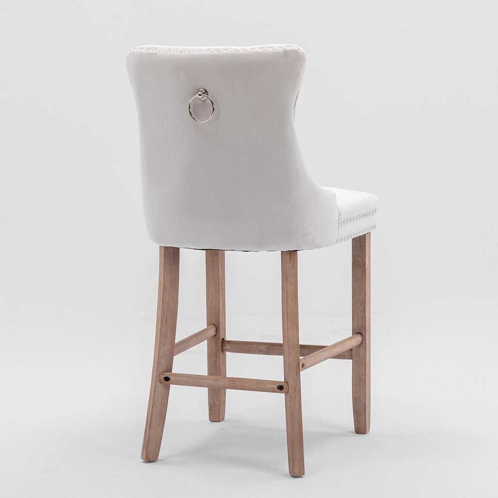 Set 2 sgabelli bar - Xylo - velluto beige gambe legno con borchie