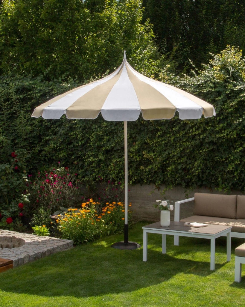 Ombrellone da giardino in tessuto poliestere blu con palo in alluminio beige e bianco ⌀ 245 cm Elegante e moderno