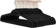 Hangers per pacchi - neri con doratura oro - confezione da 50