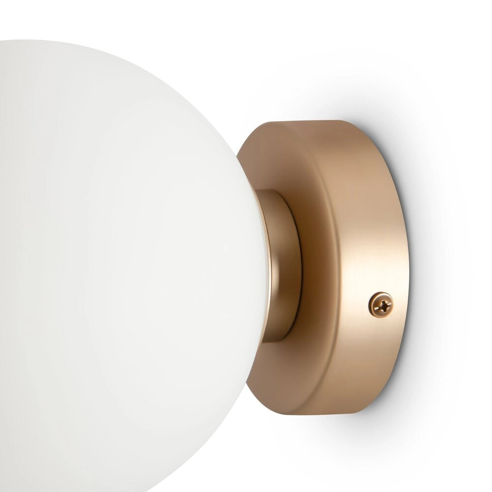 Applique Maytoni Basic Form ottone con globo bianco E14