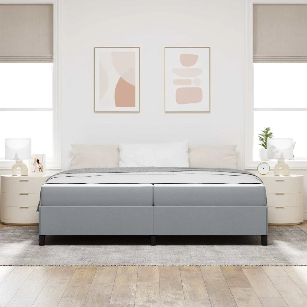 Letto a molle con materasso Grigio chiaro 200 x 200 cm Tessuto