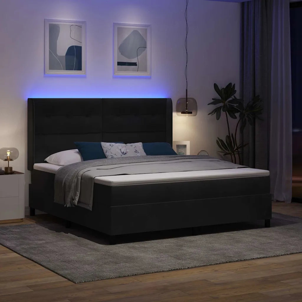 Letto a molle con strisce LED Nero 180 x 200 cm Velluto 3343882