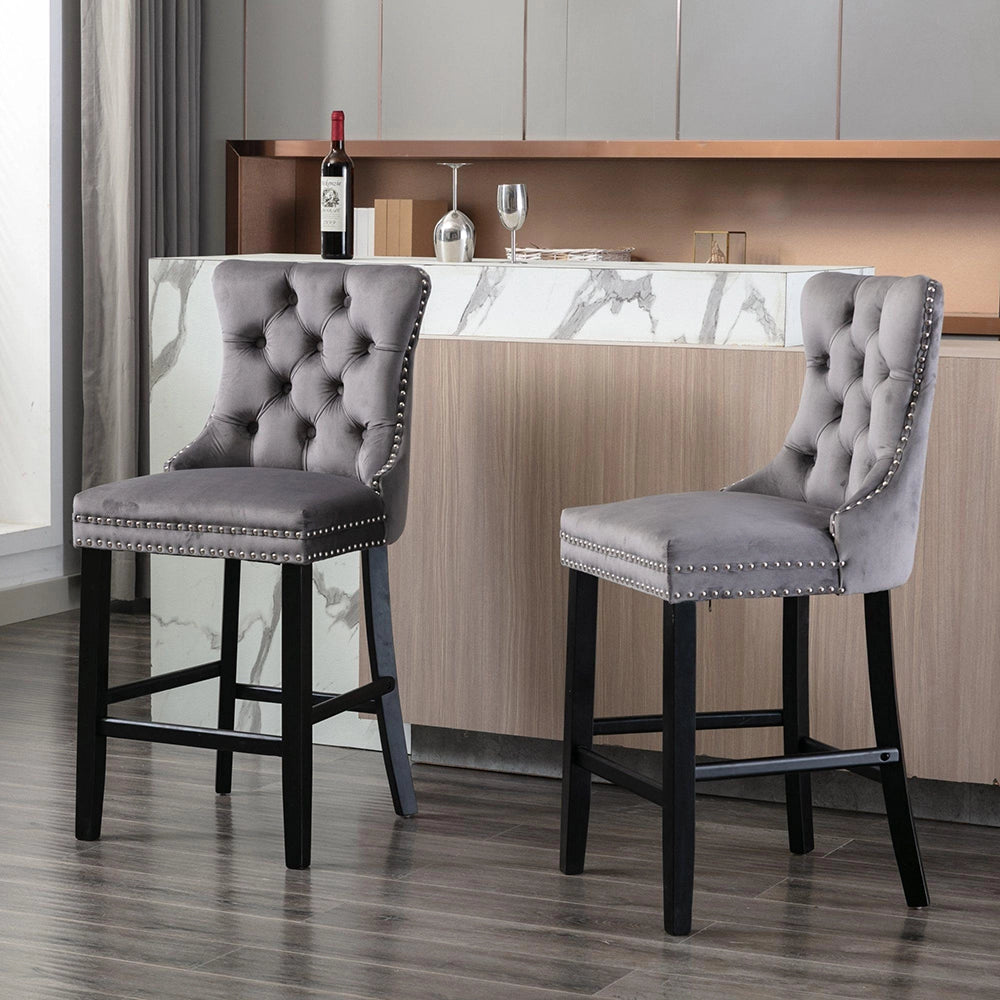 Set 2 sgabelli bar - Xylo - velluto grigio gambe legno con borchie