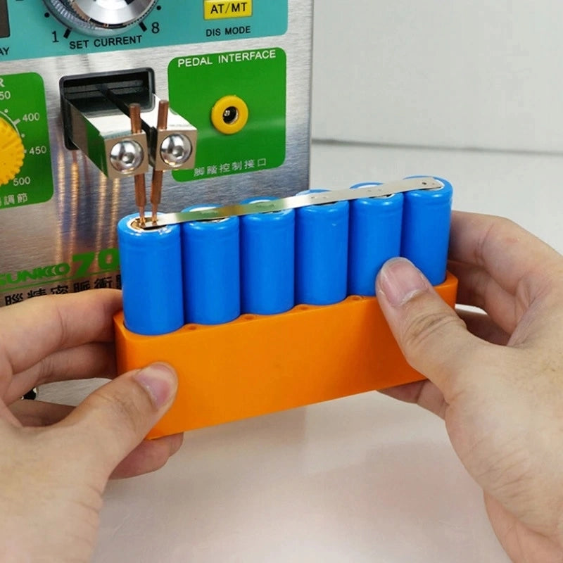 Forma per Saldatura Batterie 6x13 – Costruzione Stabile, Materiale Bakelite | Capacità 78 Celle | Per Saldatura Batterie