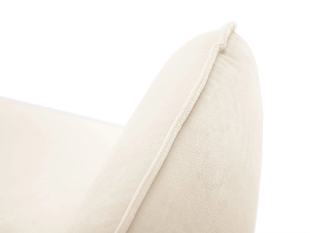 Cosmopolitan Design - Poltrona "Vienna" in velluto beige chiaro 