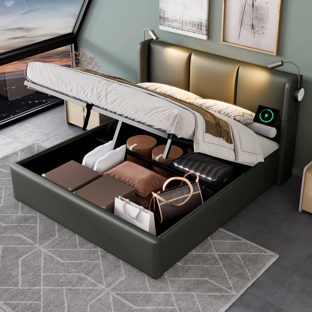 LETTO imbottito 160x200 cm in PU grigio con rete e luce da lettura
