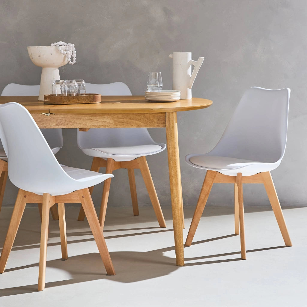 Set 4 sedie scandinave imbottite con gambe in legno , bianco